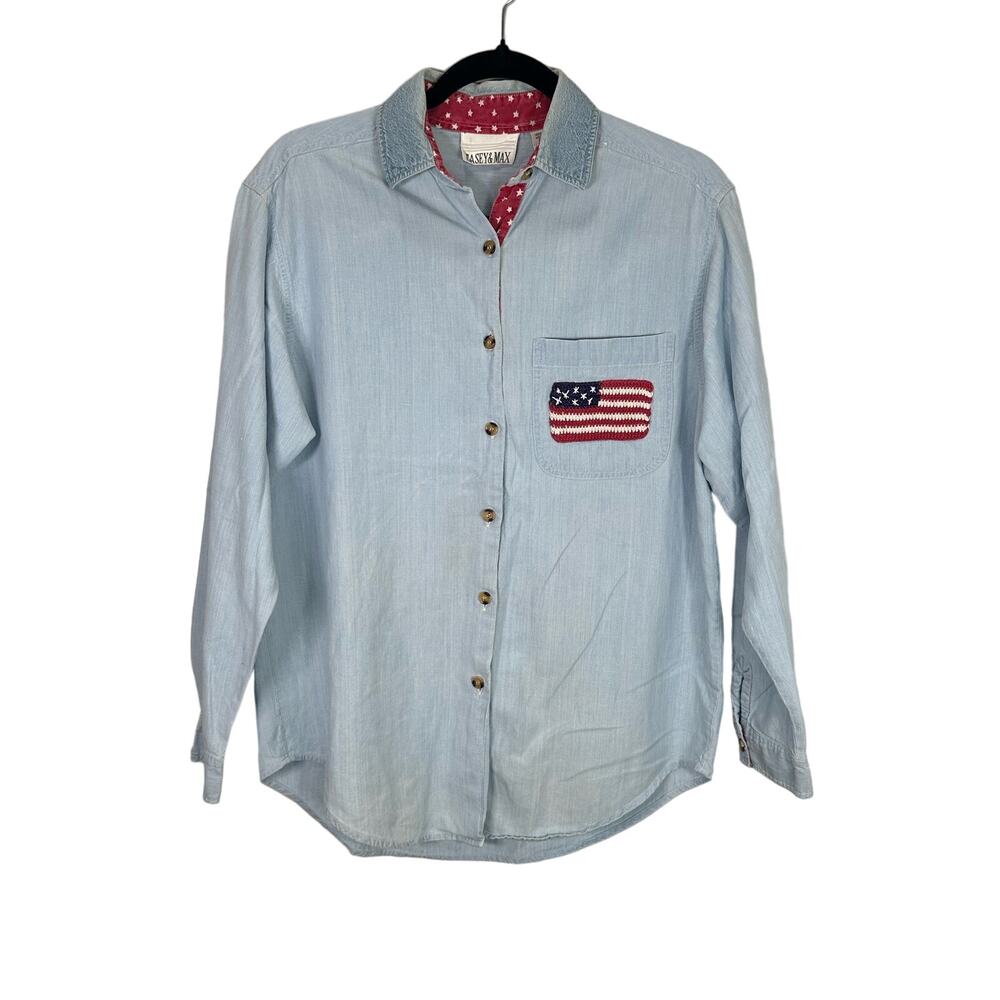 Vintage 90s Casey & Max Chambray Button Down Crochet Flag Patch America Size M